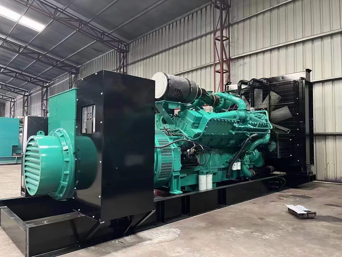 天峻如何降低 800kW 柴油发电机输出电流的波动？